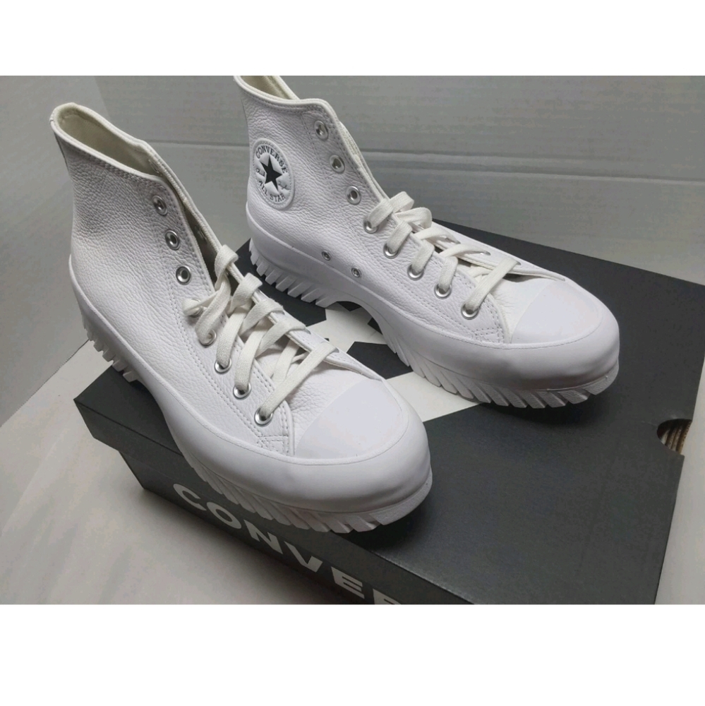 Converse Leather All Star Lugged 2.0 Size: M8.5 / W10.5 A03705C White NIB.... - Picture 3 of 7